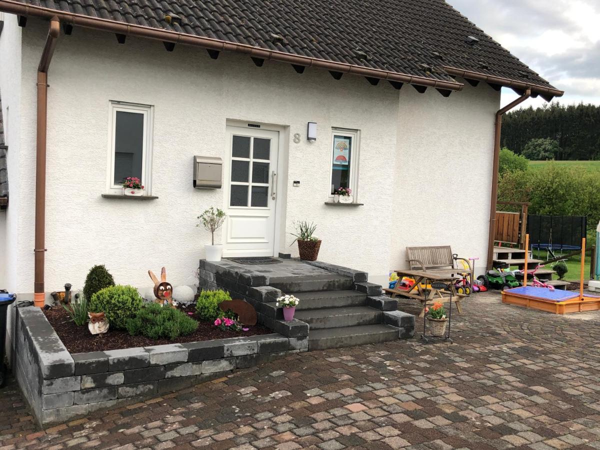 Ferienwohnung Goebel Kelberg Exteriör bild